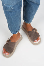 Manijero Begonia Women's Genuine Leather Single Strap Buckled Brown Sandals