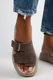 Manijero Begonia Women's Genuine Leather Single Strap Buckled Brown Sandals
