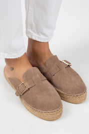 Manijero Esta Women's Genuine Leather Buckled Strap Mink Clogs