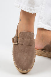 Manijero Esta Women's Genuine Leather Buckled Strap Mink Clogs