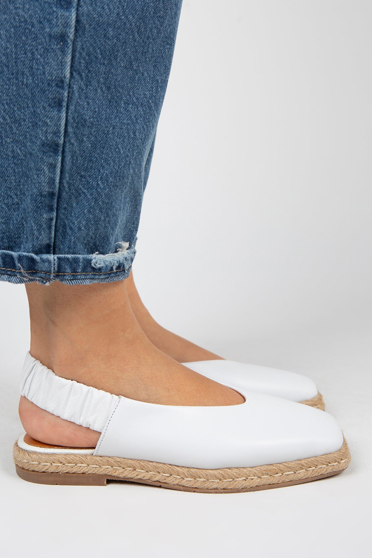 manijero-renata-hakiki-deri-kadin-beyaz-espadril-ayakkabi-4165.jpg